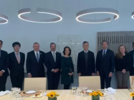 mauricio macri junto a embajadores del g7
