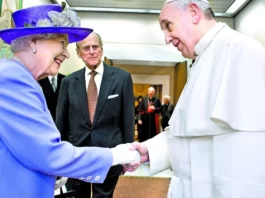 el papa francisco recibió a la reina isabel ii en 2014