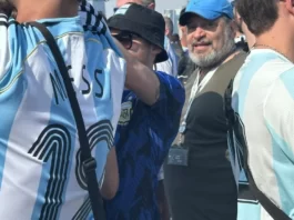 víctor santa maría en el banderazo argentino