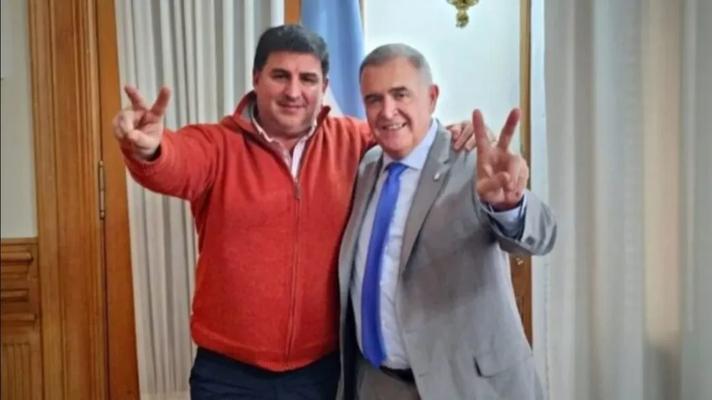 alejandro sangenis junto al vicegobernador osvaldo jaldo