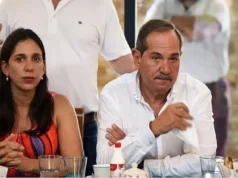 alperovich junto a su hija sara