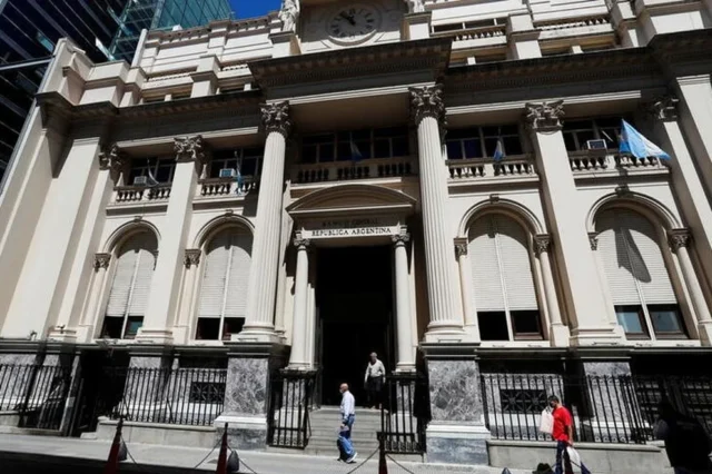 La fachada del banco central argentino