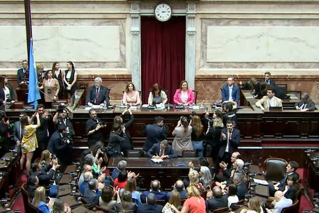 Asamblea legislativa por la proclamación de la fórmula presidencial Milei-Villarruel (1)