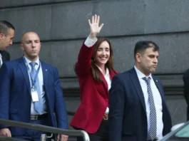 Victoria Villarruel se retira de la reunión con Cristina Kirchner