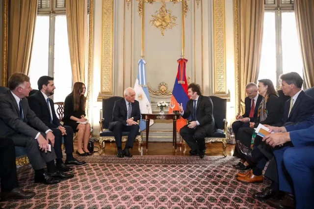 Milei recibió al presidente de Armenia en el Palacio San Martín