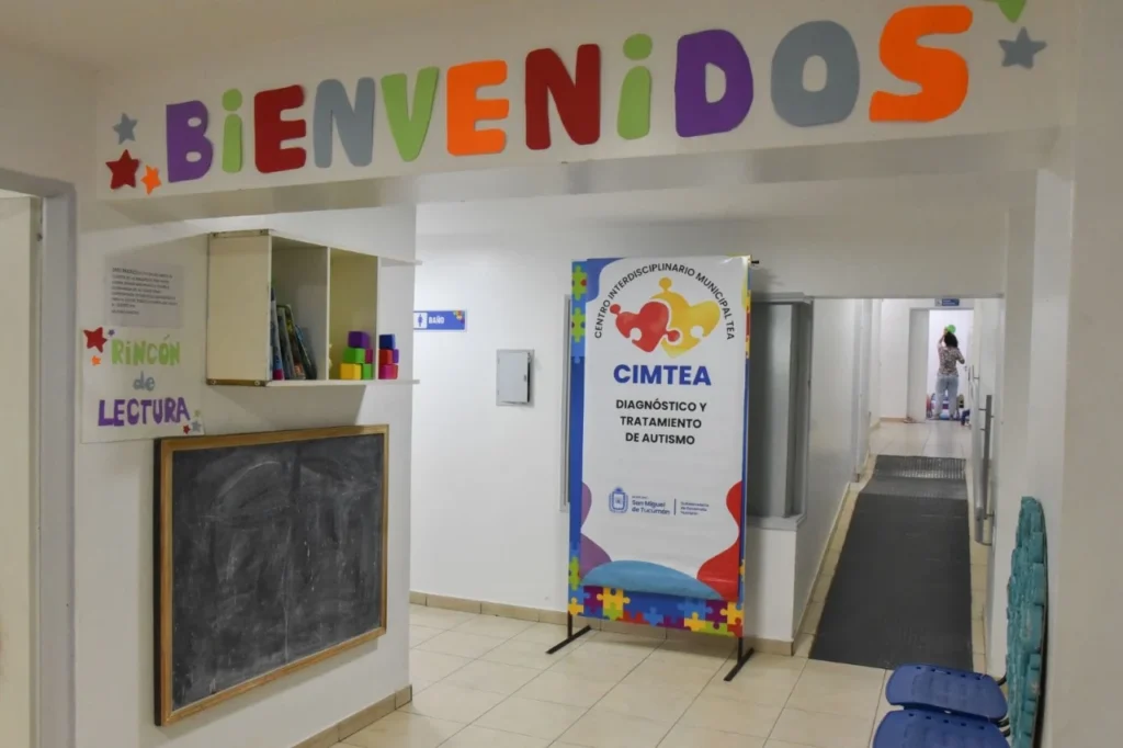 El Municipio ofrece talleres de verano para personas con autismo, sus familias y toda la comunidad (1)