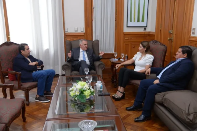 El gobernador Osvaldo Jaldo se reunió con la senadora Sandra Mendoza