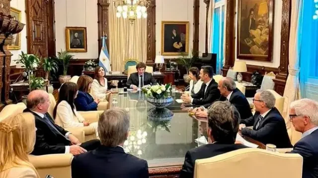 43614 El Gobierno aumentará por decreto el salario mínimo