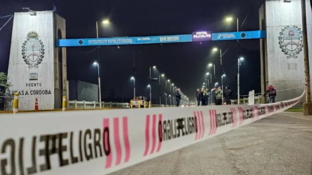 Cerrado puente Lucas Córdoba