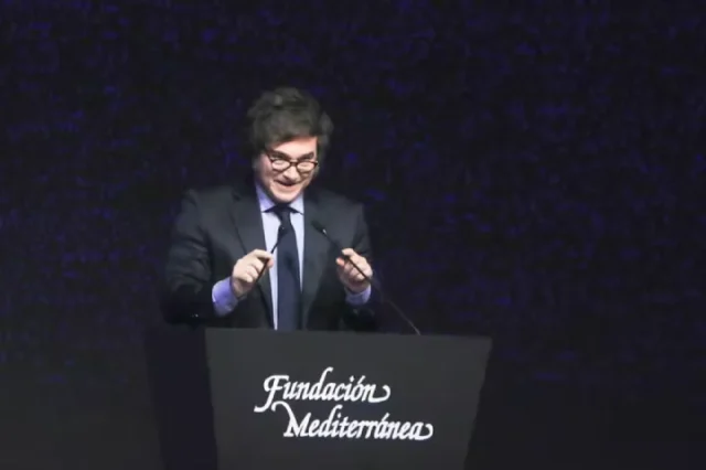 El presidente Javier Milei en la Fundación Mediterránea en Córdoba.