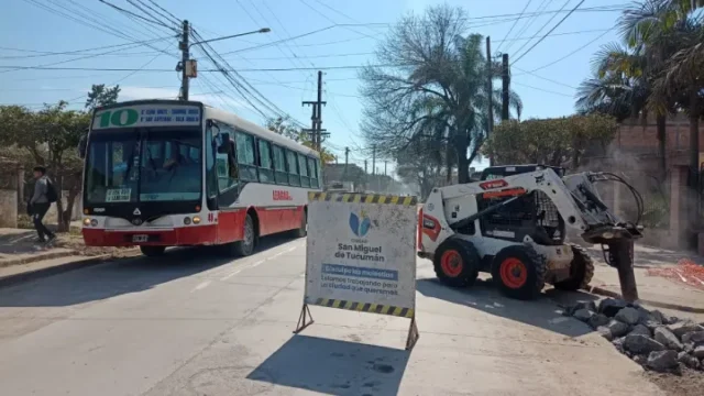 Trabajos de bacheos muni