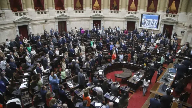 camara de diputados 1910389