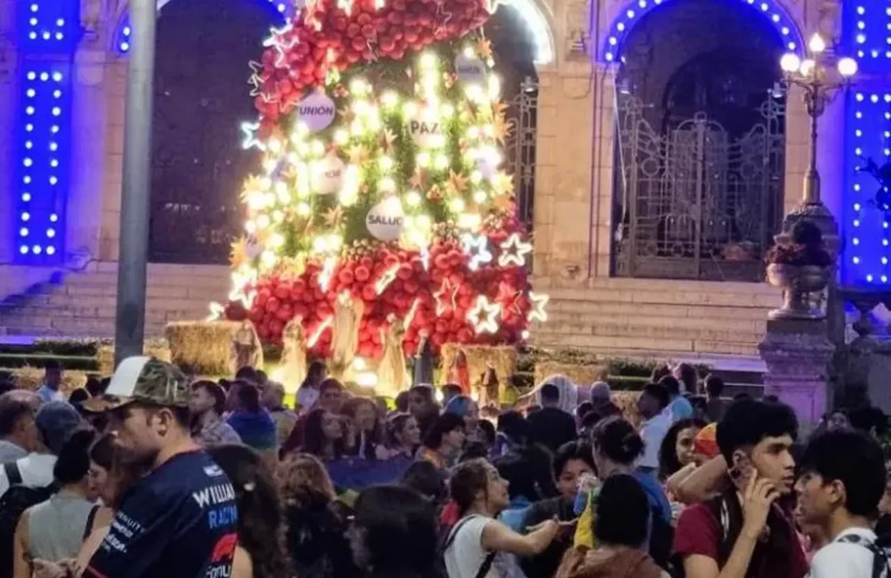 Jaldo Junto a todos los tucumanos, nos preparamos para la Navidad