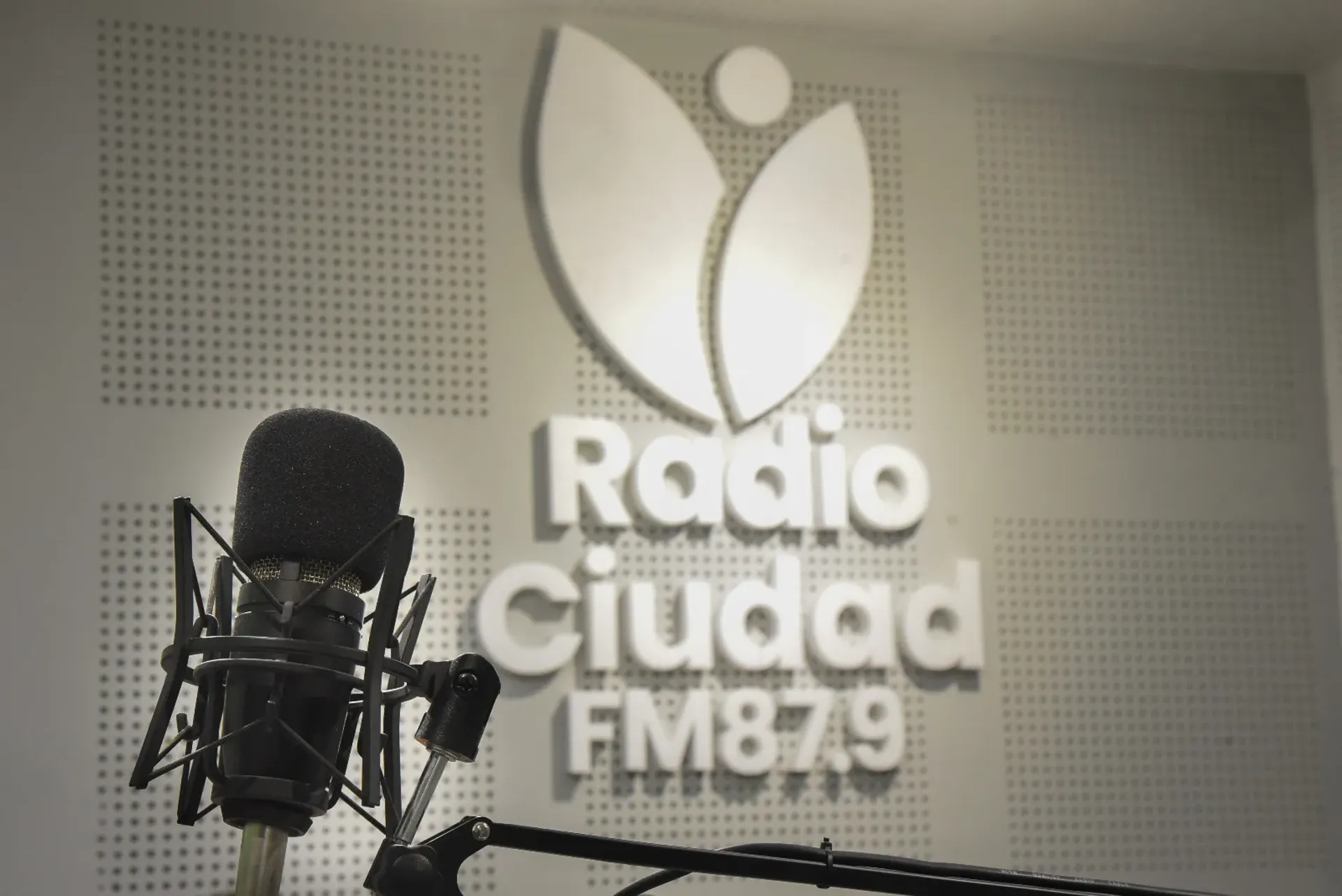 Radio Ciudad seguira acompanando a los vecinos en 2025 con una renovada programacion